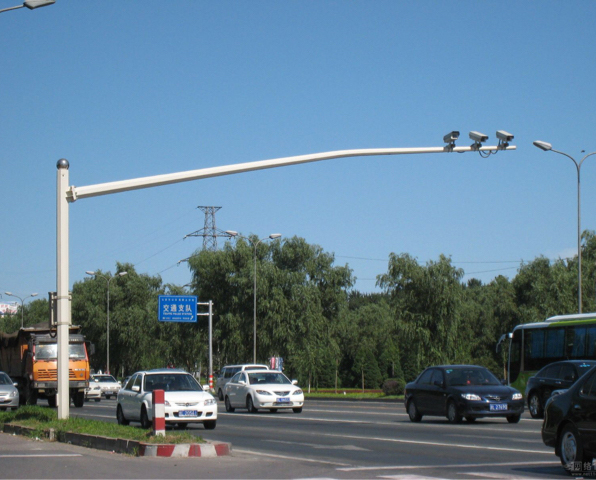 公路監控設備